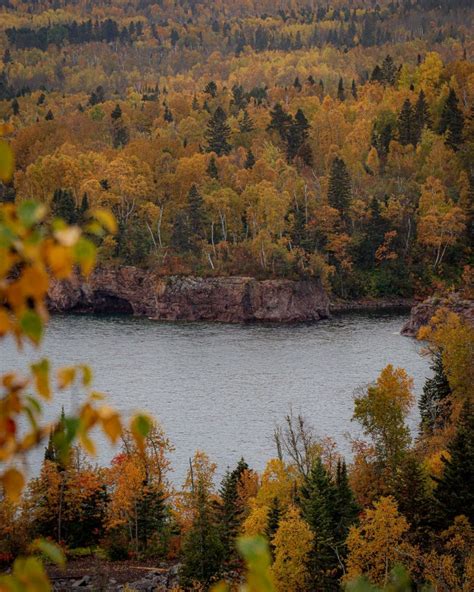 19 Best Hiking Trails on the North Shore, MN (local’s guide!)