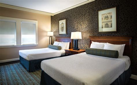 Hotel Rooms in Houston | Accommodations | The Whitehall