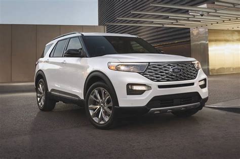 2021 Ford Explorer Platinum Hybrid