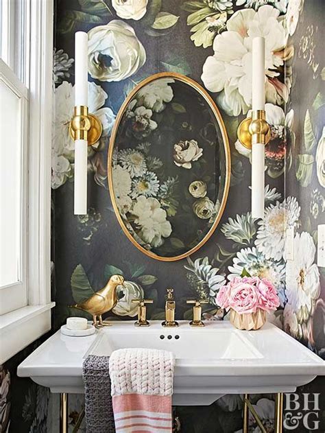 10 Reasons to Wallpaper Your Bathroom | Decoholic