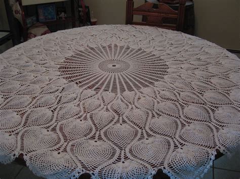 Round Tablecloth Pineapple Design Hand Crochet 62 Inches.