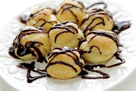 Nutella Cream Puffs - Simply Bakings