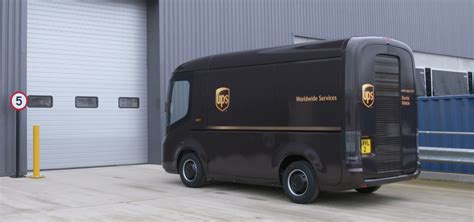 UPS orders 10,000 electric delivery vans from startup Arrival - Electrek