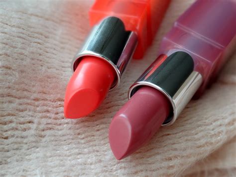 Makeup, Beauty and More: Clinique Pop Glaze Sheer Lip Color + Primer in Melon Drop Pop and Sugar ...