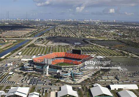 Joe Robbie Stadium Miami Photos and Premium High Res Pictures - Getty Images