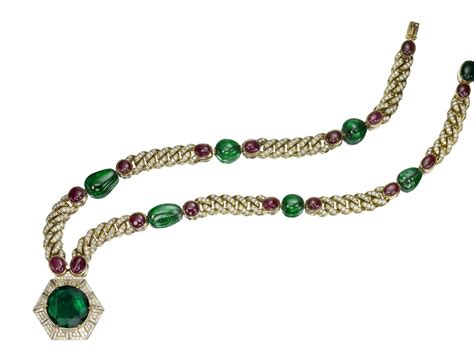 Bulgari releases its new emerald and gold high jewellery collection ...