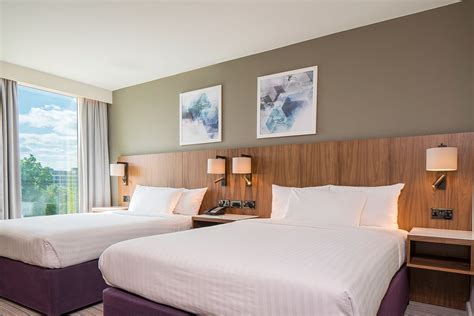 Courtyard by Marriott Gatwick UK on Behance