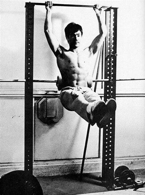 "Bruce Lee Training !" | Bruce lee workout, Bruce lee martial arts ...