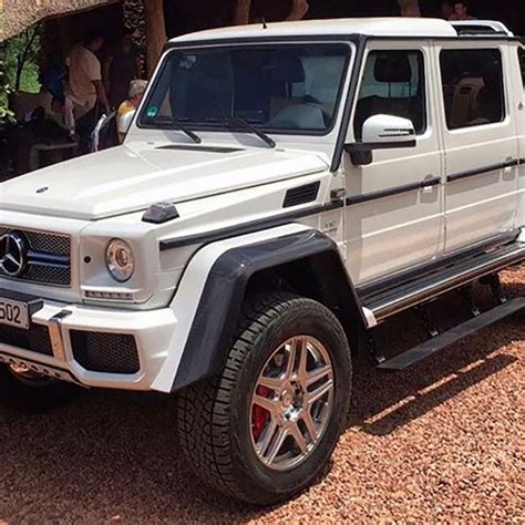 Mercedes-Maybach shows the G650 4×4² Landaulet | Bigwheels.my