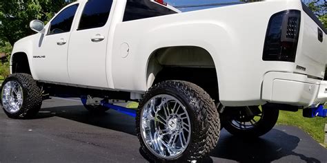 GMC Denali HD H110 Stryker Gallery - Hostile Wheels