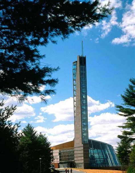 MASHANTUCKET PEQUOT MUSEUM AND RESEARCH CENTER - Susan T Rodriguez ...