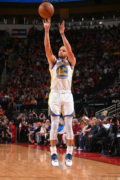 Pin by AMEERA AL-ASEERY on GSW | Stephen curry, Steph curry, Stephen ...