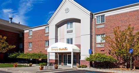 Extended Stay Hotel in Southfield Michigan | Sonesta Simply Suites Detroit Southfield