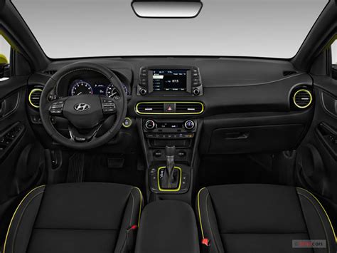 2018 Hyundai Kona: 124 Interior Photos | U.S. News & World Report