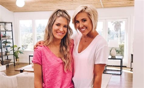 Savannah Chrisley Of 'Chrisley Knows Best' Checks In To Comment On The ...