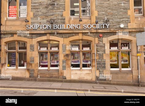 Skipton building society hi-res stock photography and images - Alamy