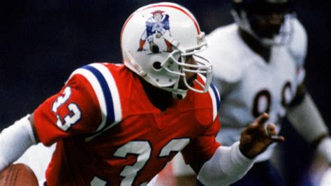 Patriots appear to be bringing back classic 'Pat Patriot' helmets for ...