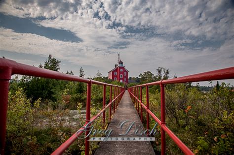 Marquette Harbor Lighthouse – Greg Disch Photography