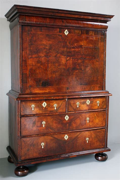 William And Mary Walnut Escritoire - Antiques Atlas