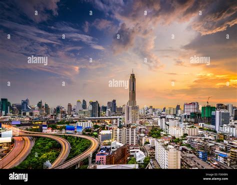 Skyline bangkok metropolis hi-res stock photography and images - Alamy