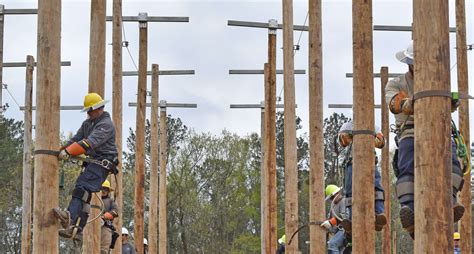 City Welcomes First Group Of SC Municipal Lineman School – WKDK AM 1240 / 101.7 FM