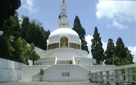 5 experiences in Darjeeling that you wont find in any travel guide!