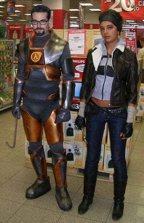 Wow... :) | Half life, Cosplay, Gordon freeman