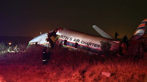 Two Qantas pilots injured in South Africa plane crash - Travel Weekly