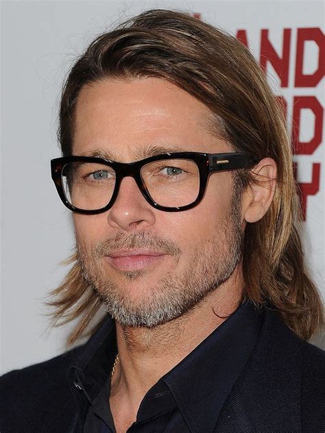 Are These Celebs Hotter With Or Without Glasses? | Celebrities with glasses, Brad pitt, Stylish ...