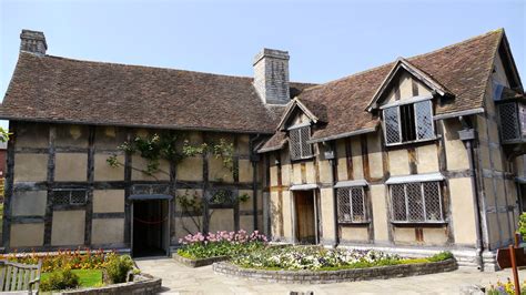 Shakespeare's Birthplace in Stratford-upon-Avon - Britain All Over ...