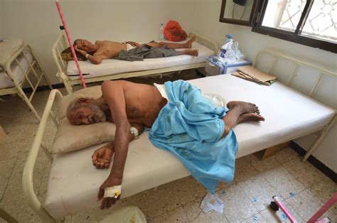 Cholera outbreak kills more than 700 people in Yemen - CBS News