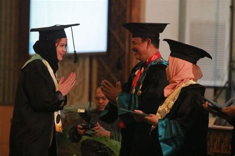 Unwahas Wisuda 625 Mahasiswa – Kampussemarang.com