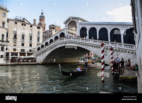 Rialto Bridge, Grand Canal, Venice Stock Photo - Alamy