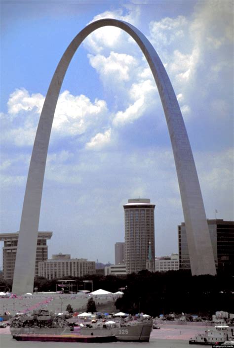 The Gateway Arch in St Louis Missouri - Geographic Media