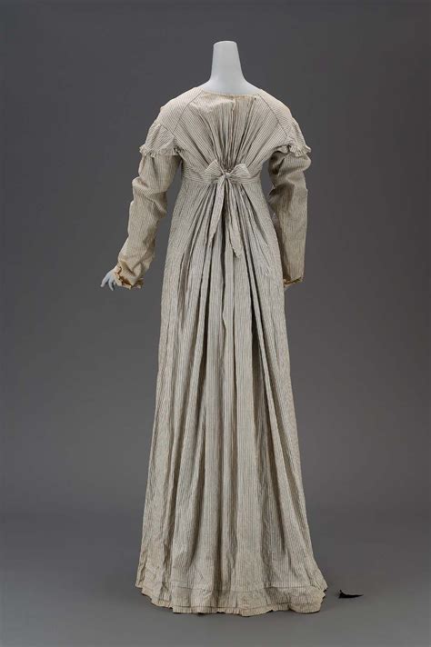 Woman's dress | Museum of Fine Arts, Boston | Womens dresses, Dresses, 1800s womens fashion