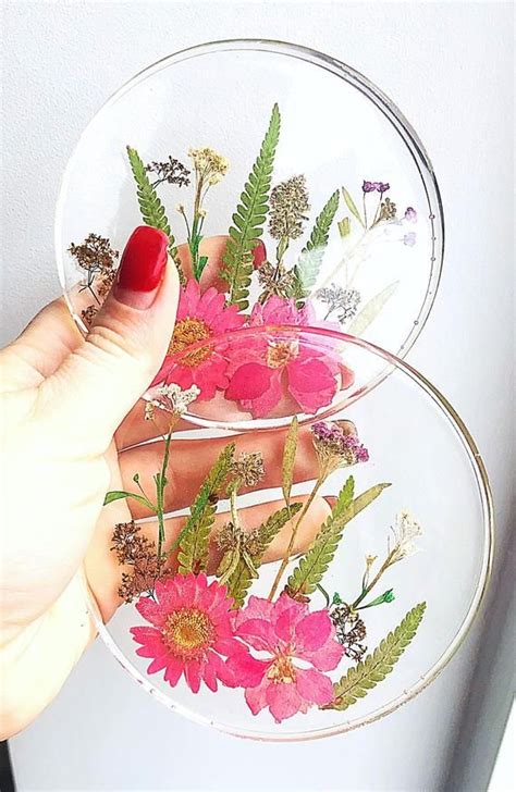 Real flower coasters Botanical resin coasters Coaster set | Etsy Epoxy Resin Crafts, Resin Diy ...