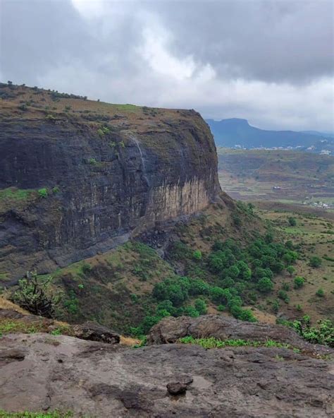 Anjaneri Fort Trekking Guide For The Ultimate Thrill-seekers