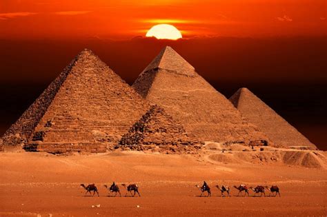 Here Are 3 Theories On How The Ancient Pyramids Were Built — Curiosmos