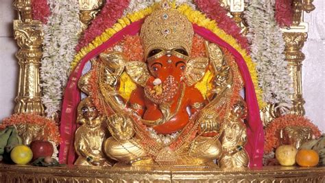 Ganesh Chaturthi: How and where to watch live aarti at Mumbai's Siddhivinayak temple