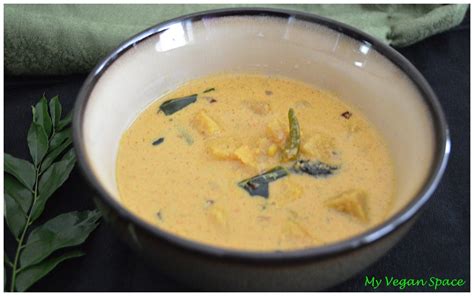 A tangy, mildly spicy and creamy soup of elephant foot yam with coconut ...