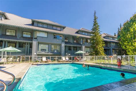 Top 10 Pet-Friendly Accommodations In Whistler, Canada - Updated 2024 | Trip101