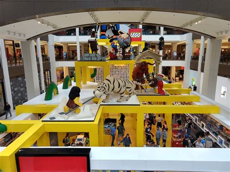 LEGO to Open Experiential Retail Space at West Edmonton Mall this Fall