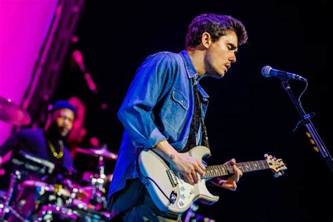 What Guitar Does John Mayer Play? | InstrumentGuys