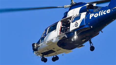 Police impound 233km/h speeding car after helicopter chase - Drive