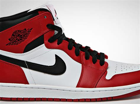 Air Jordan 1 High - White - Varsity Red - Black | Official Images ...