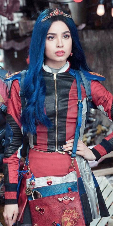 Dress Like Descendants Evie 3, DIY Halloween Costume Guide