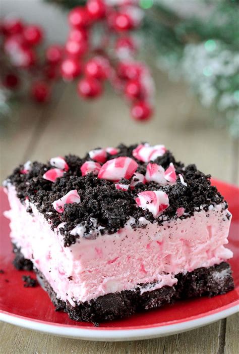 Easy Frozen Peppermint Dessert Quick And Easy Holiday Treat.. | Recipe | Peppermint dessert ...