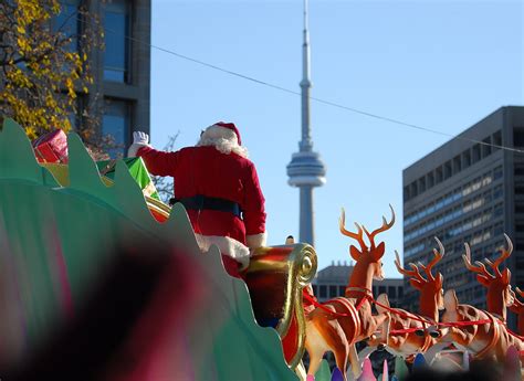 Visiting the Toronto Santa Claus Parade