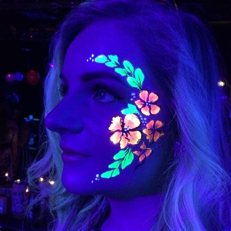 Neon Facepaint done at a Blogging event! @BreakfastAtBrys | Neon face paint, Neon makeup, Glow ...