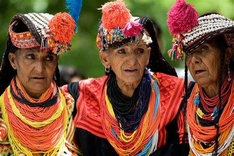 Kalasha People: The Culture of the Kalasha Valley | Asiancustoms.eu